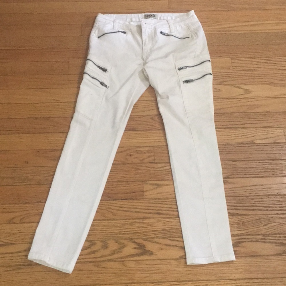 Denim Blvd white skinny jeans with zipper pockets - Picture 6 of 8